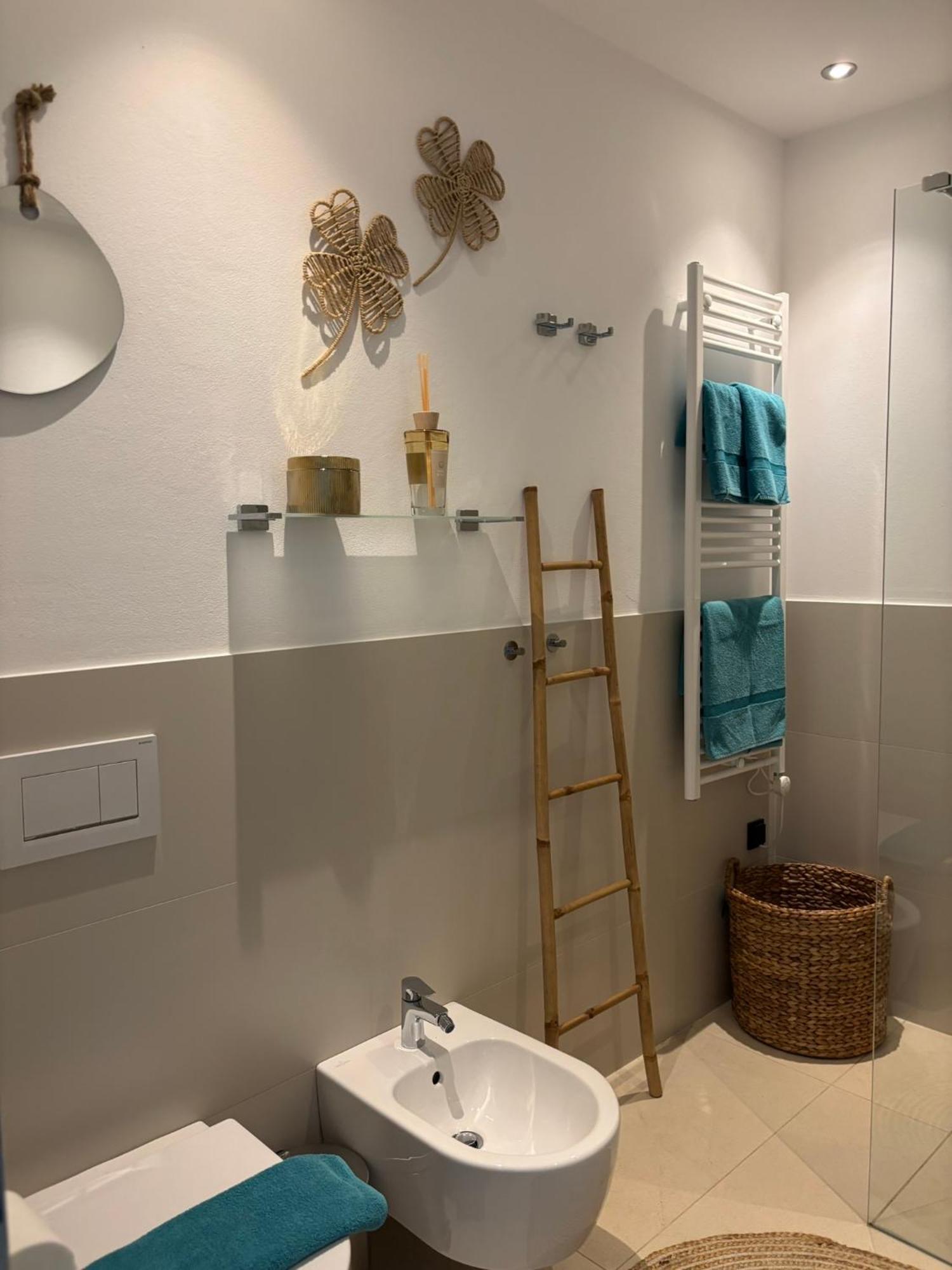 Le Rocce Apartment Torri Del Benaco Luaran gambar